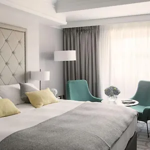The Davenport 4*, Dublin Ierland