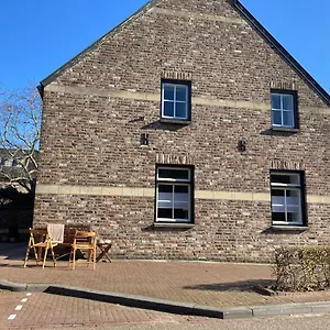 Huize Bronsgroen - Voor 2-6 Pers In Limburgse Heuvelland , Cadier en Keer Nederland