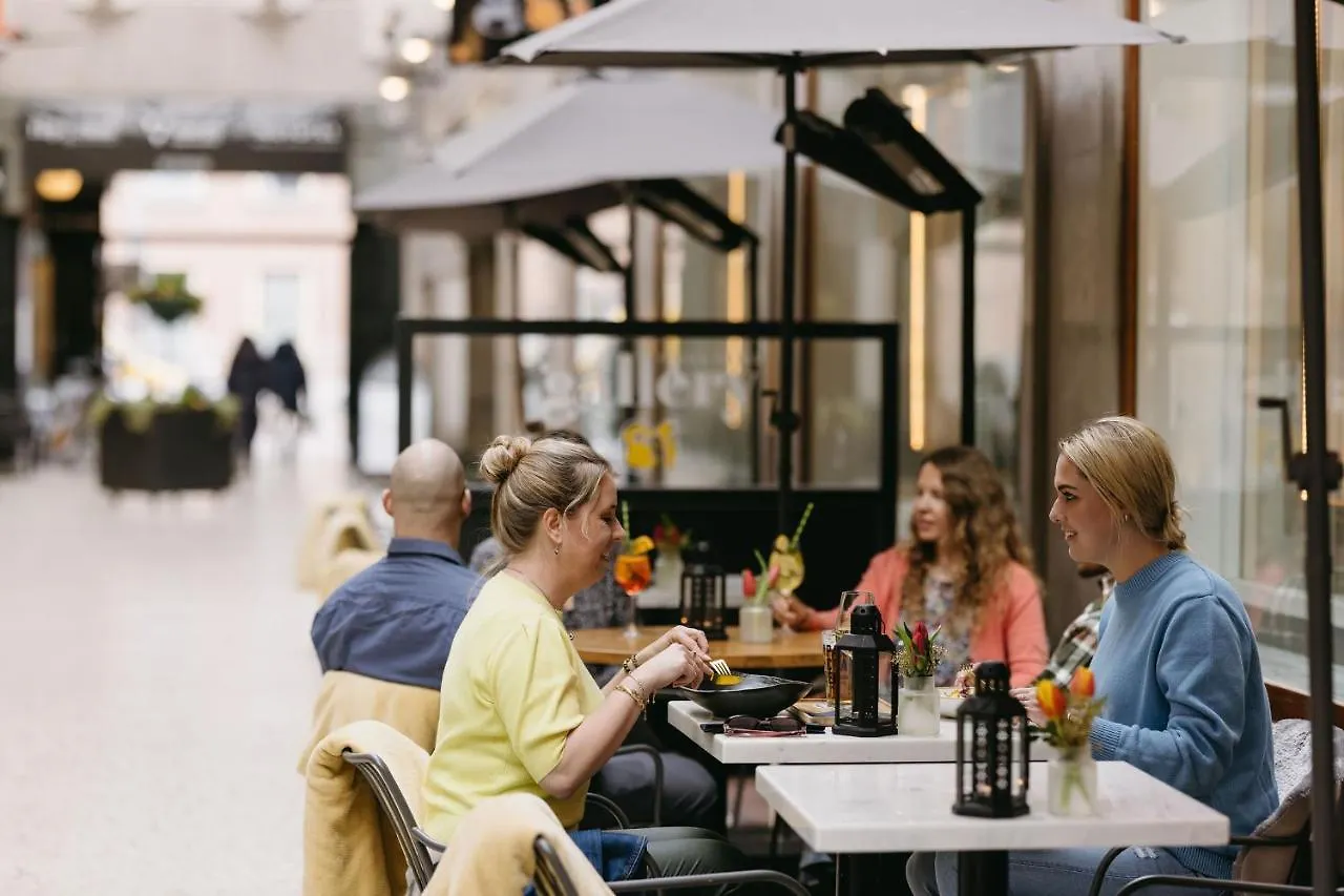 Hotel Novotel Den Haag City Centre, fully renovated